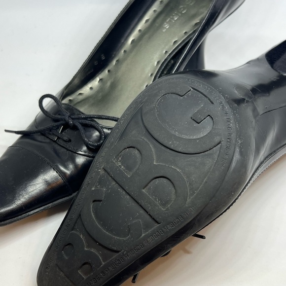 BCBG Black Leather Heals - Picture 8 of 9